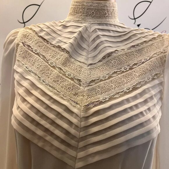 Vintage Glances 80's. Sz S. Fitted Chiffon Pin Tucks Pleated Lace. Cream B113 - Picture 5 of 7